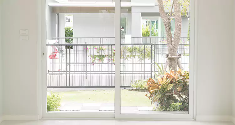 Balcony Screen Door Repair in Pleasant Hill, CA