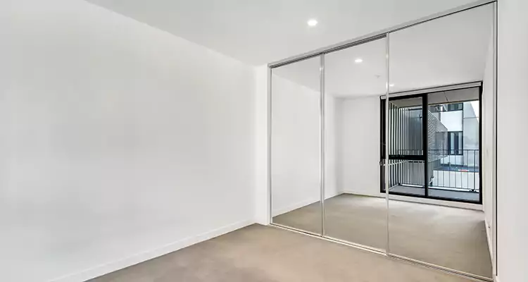 Why Homeowners Choose Us for Sliding Mirror Door Replacement in Pleasant Hill, CA